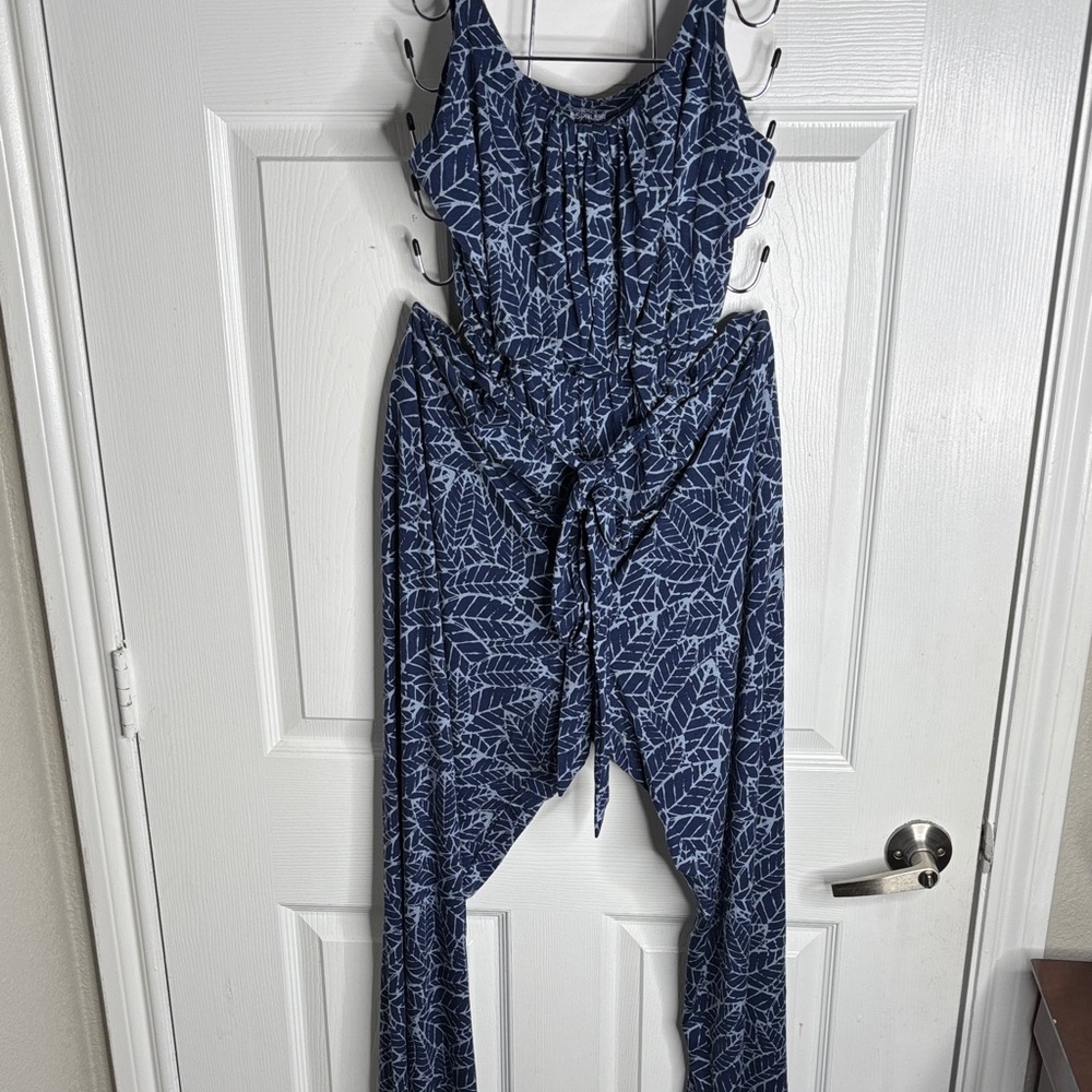 Market & Spruce Blue and White Jumpsuit - Picture 2 of 5